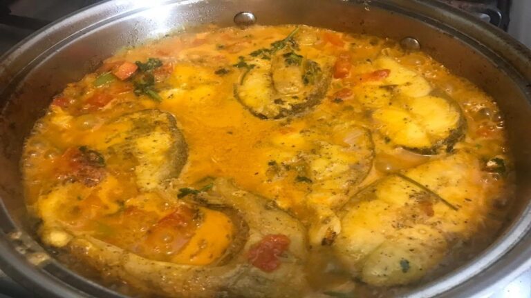 Delicias Indias: Sopa y Ensaladas Exquisitas